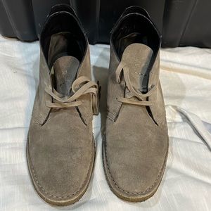 Men’s Coach suede chukka boots